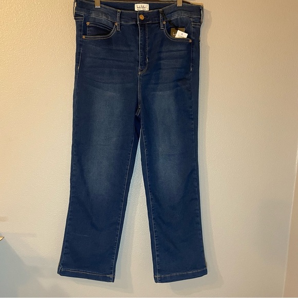 Nicole Miller Denim - Nicole Miller Flex Denim Jeans. NWT. Size 14. High rise,kick boot.